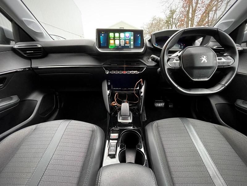Used Peugeot e-208 Allure 100 kW (136 HP) 2020 Grey Hatchback