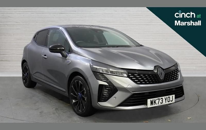 Used Renault Clio V Esprit Alpine 140 HP (102 kW) 2023 Grey Hatchback