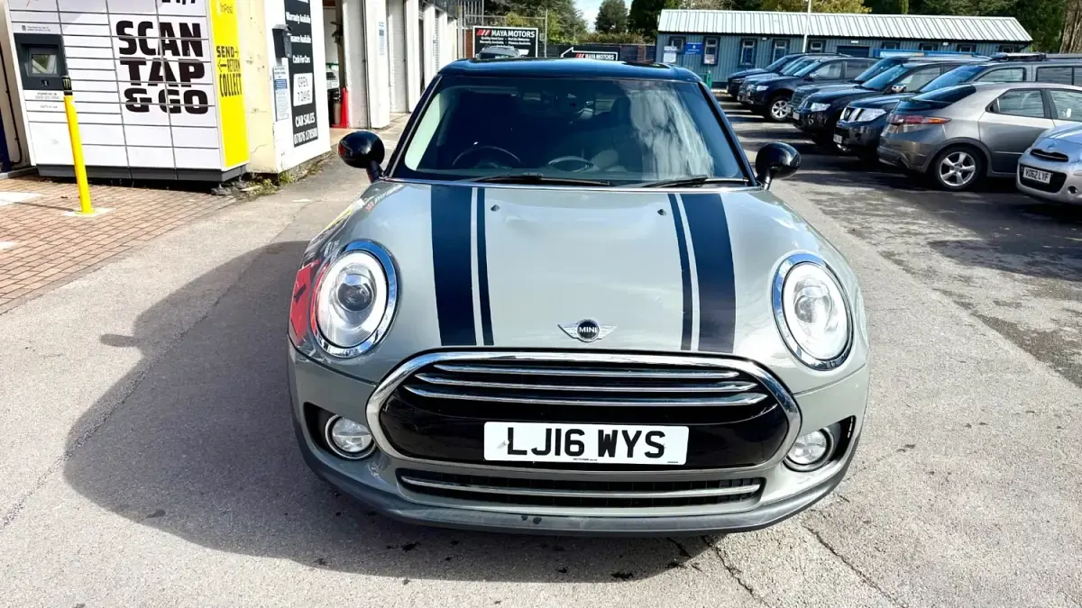 Usado Mini Cooper Clubman 136 CV (100 kW) 2016 Gris Familiar