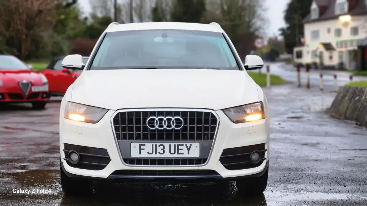 Second-hand Audi Q3 Design 140 CP (102 kW) 2013 Alb SUV