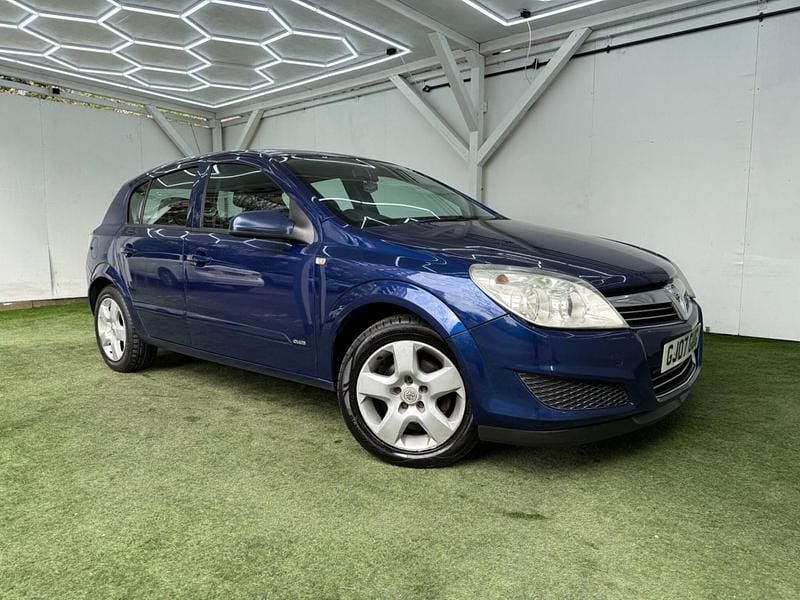 Used Vauxhall Astra Club 115 HP (84 kW) 2007 Blue Hatchback