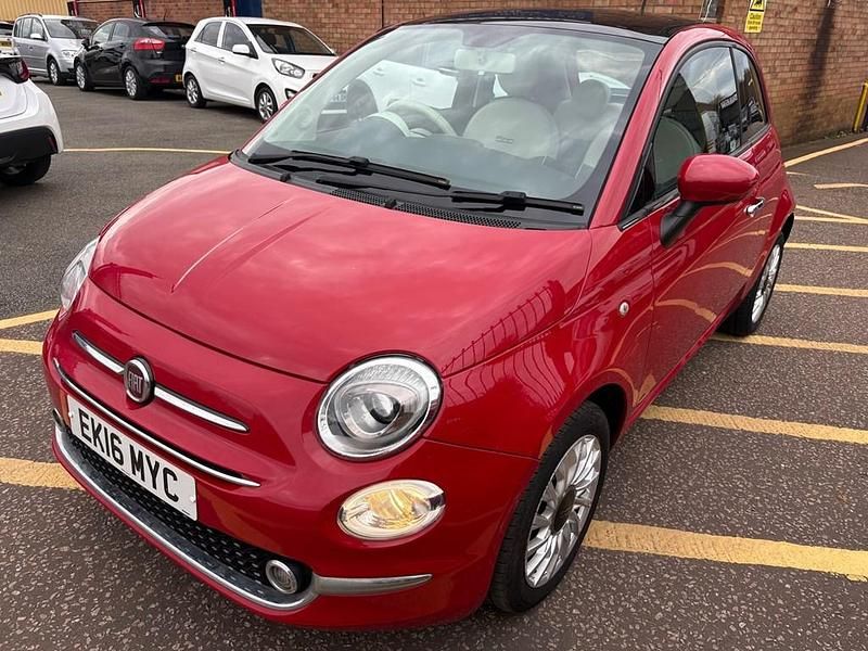 Used Fiat 500 Lounge 69 HP (50 kW) 2016 Red Hatchback
