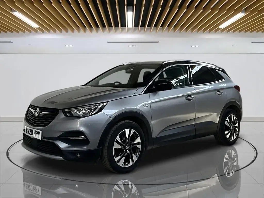 Used Vauxhall Grandland X SRi 130 HP (95 kW) 2020 Grey SUV