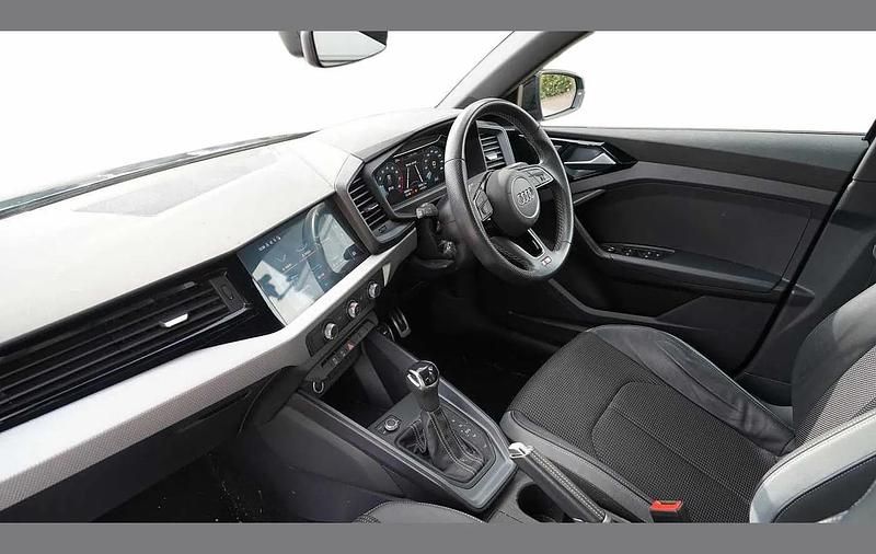 Used Audi A1 S-Line 94 HP (69 kW) 2022 Black SUV