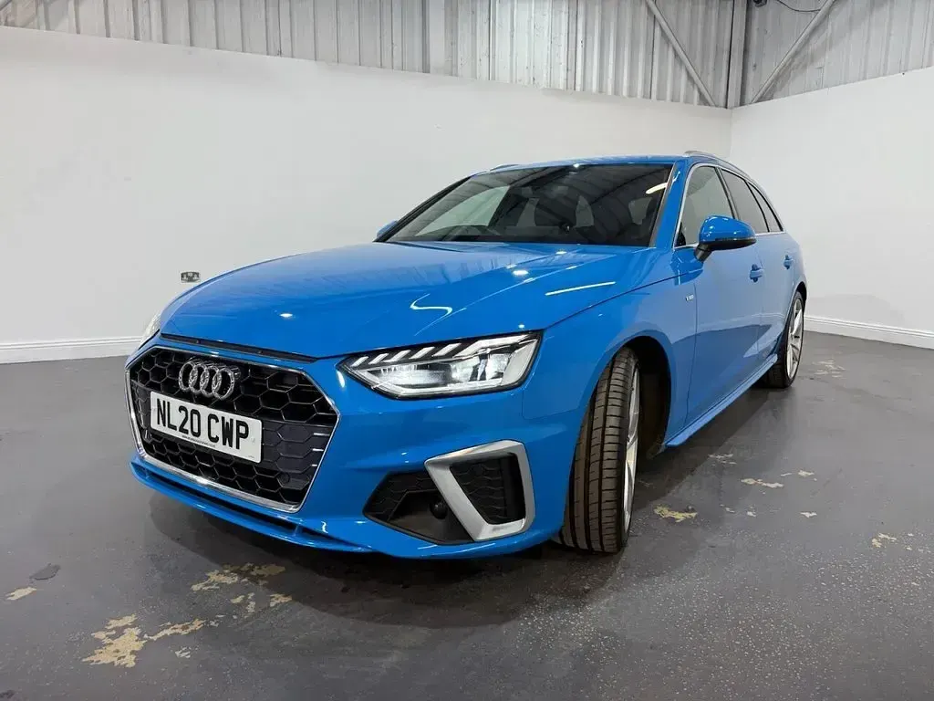 Used Audi A4 S-Line 136 HP (100 kW) 2020 Blue Estate