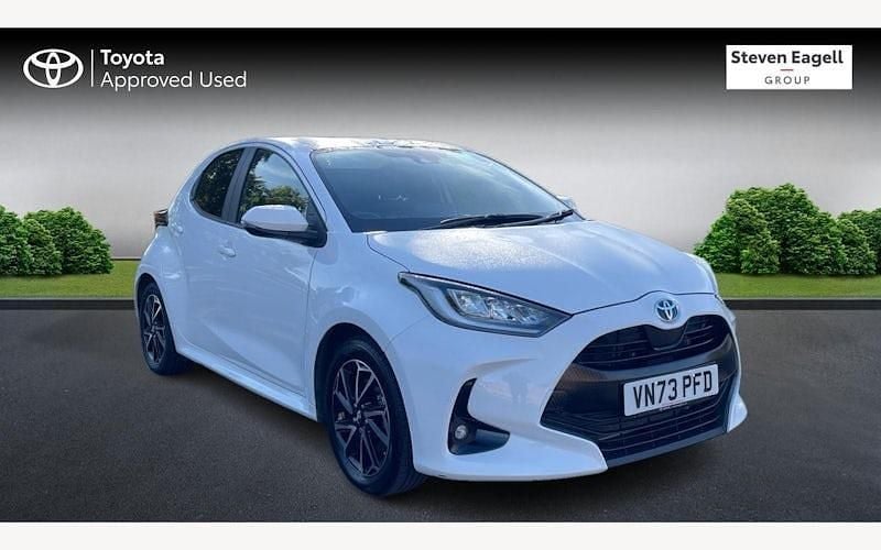 Used Toyota Yaris Hybrid Design 116 HP (85 kW) 2025 Hatchback