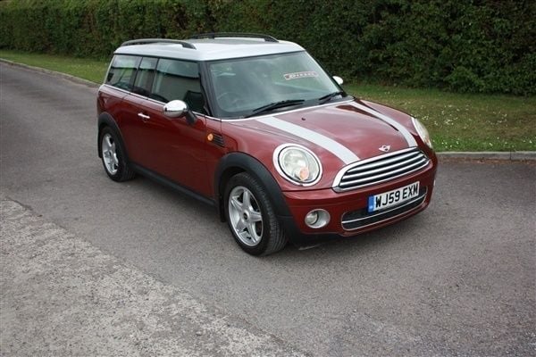 Red Used 2009 Mini Cooper D Hatch Hatchback | £3,495 (Fair price) - Image 1/1