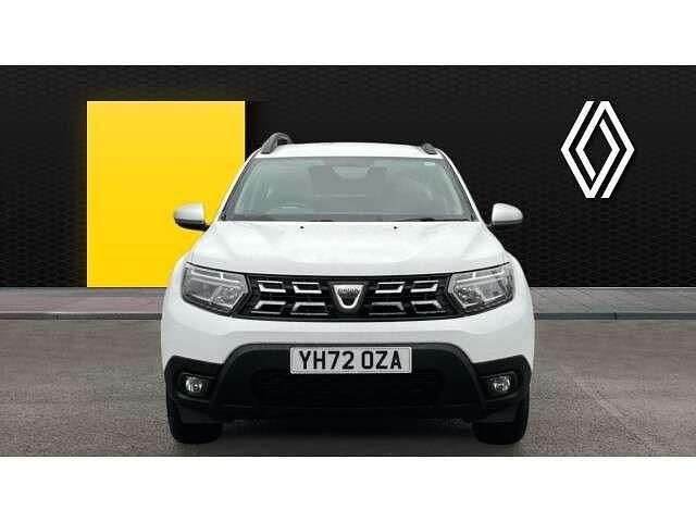 Used Dacia Duster Comfort 91 HP (66 kW) 2022 White SUV