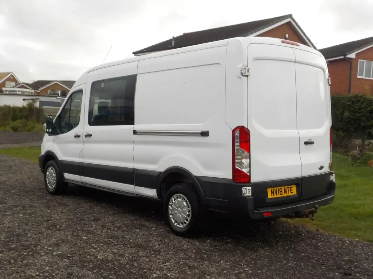 Usado Ford Transit 130 CV (95 kW) 2018 Blanco Van