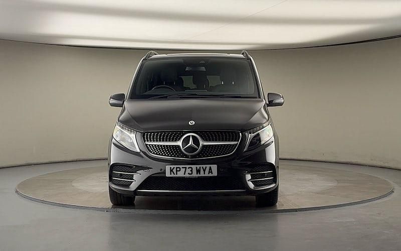 Used Mercedes V300 AMG line 237 HP (174 kW) 2023 Grey MPV