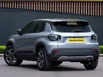 New Jeep Avenger Summit 100 HP (73 kW) 2026 Bicolour metallic  granite grey with volcano roof SUV