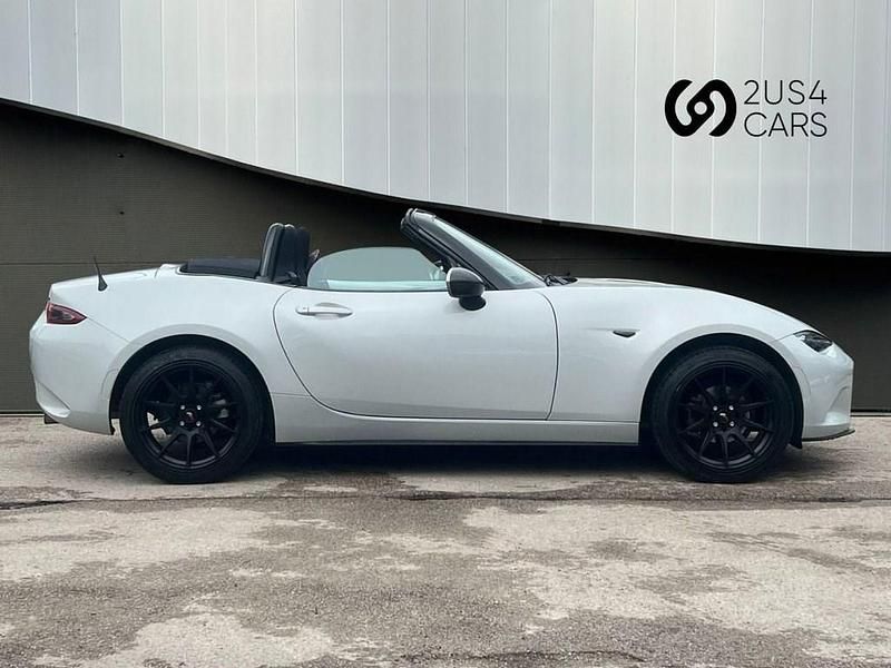 Used Mazda MX5 131 HP (96 kW) 2016 Silver Cabriolet