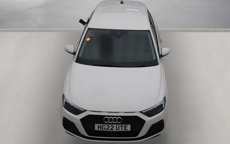 Used Audi A1 Sportback Design 95 HP (69 kW) 2022 White Hatchback