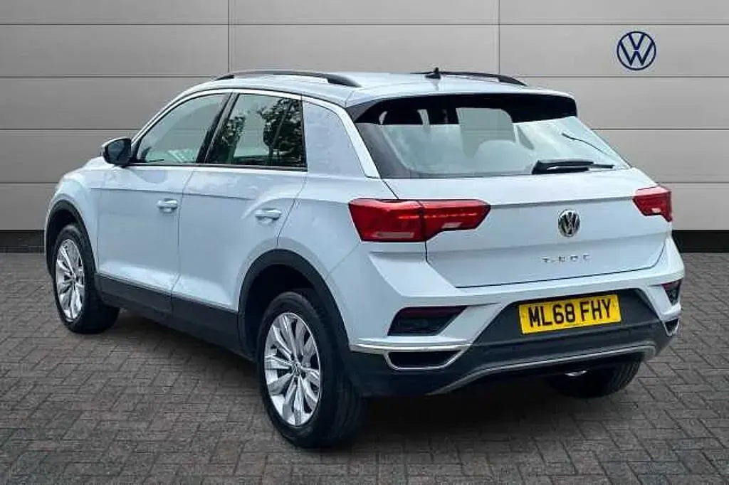 Begagnad VW T-Roc SE 115 HK (84 kW) 2018 Silver SUV