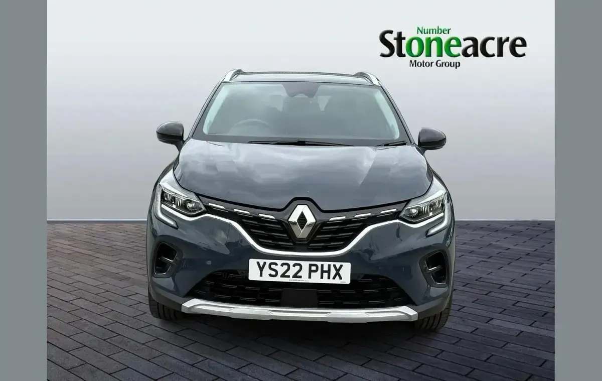 Used Renault Captur SE 140 HP (102 kW) 2022 Blue SUV