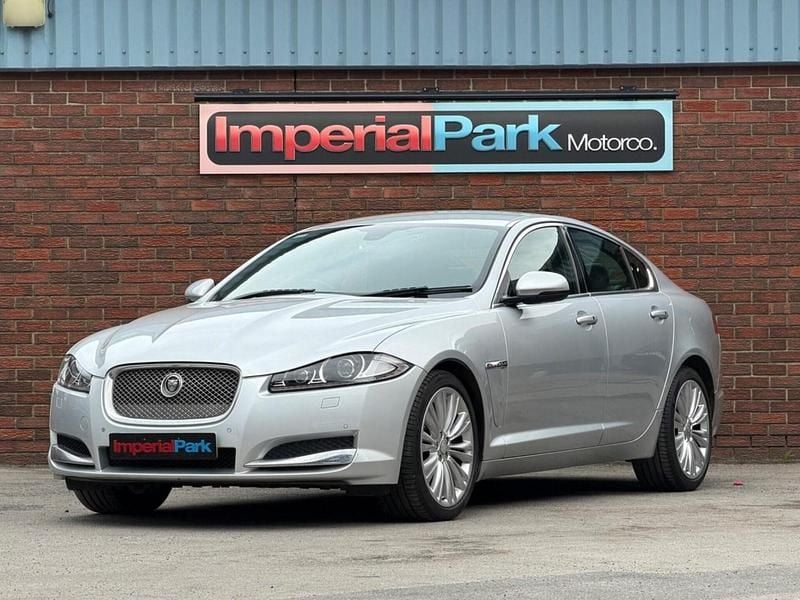 Second-hand Jaguar XF Premium Luxury 2011 Argintiu Berlinǎ