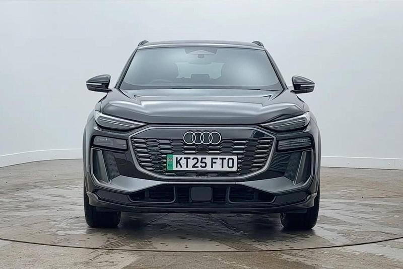 Used Audi e-tron S-Line 185 kW (252 HP) 2025 Black SUV