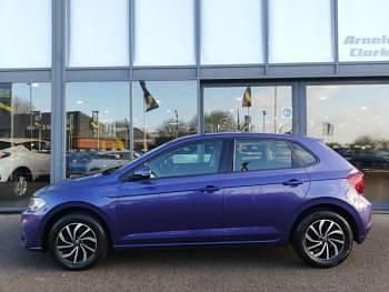 Used VW Polo Life 80 HP (58 kW) 2023 Purple Hatchback