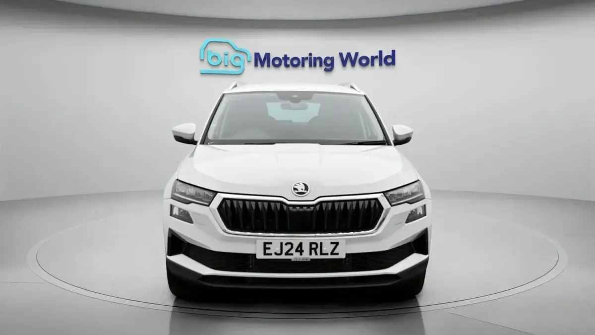 Used Skoda Karoq SE L 150 HP (110 kW) 2024 White SUV