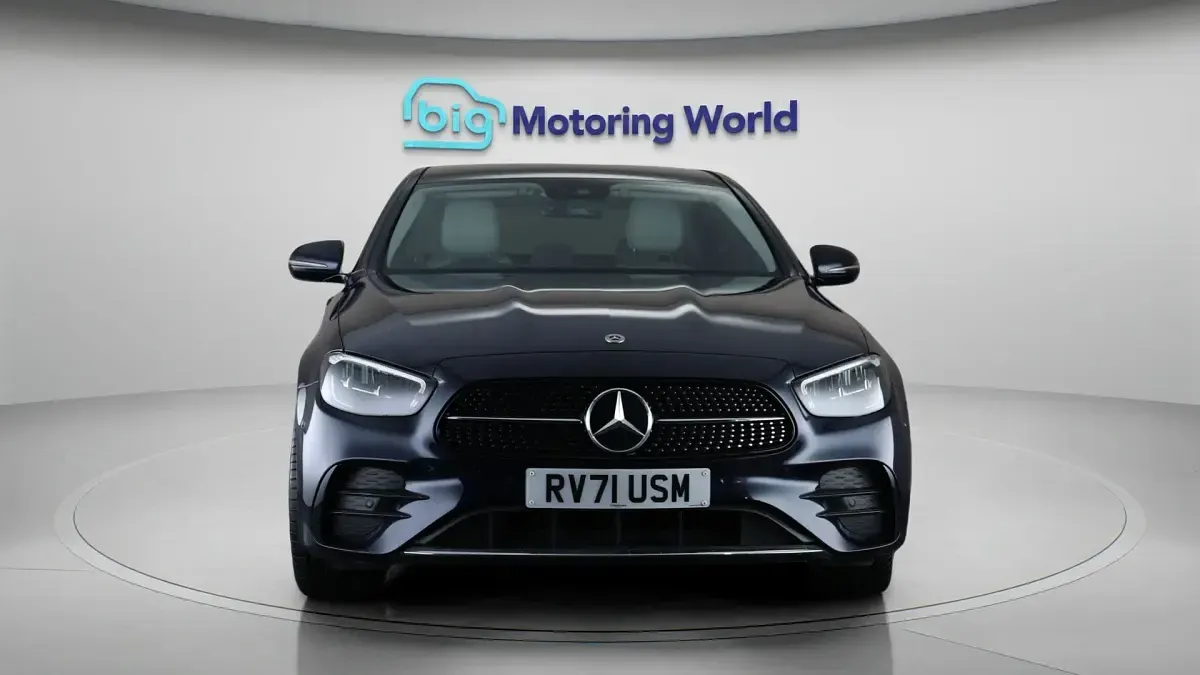 Used Mercedes E300 AMG line 315 HP (231 kW) 2021 Sedan