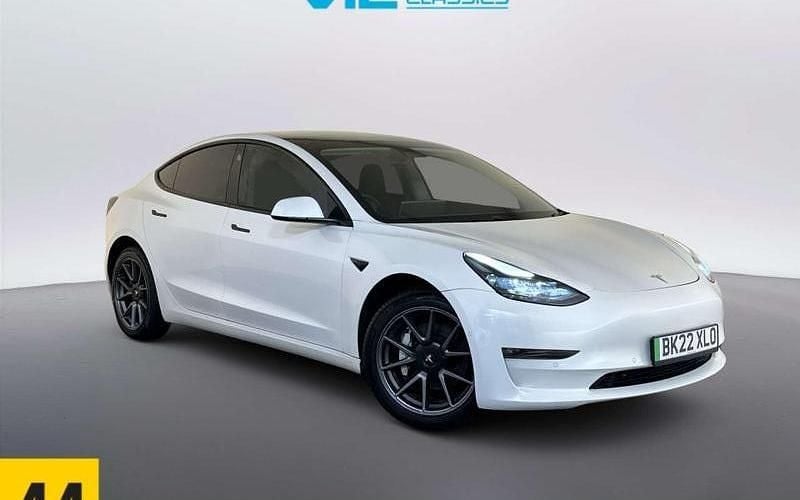 Used Tesla Model 3 Long Range AWD 258 kW (351 HP) 2022 White Sedan