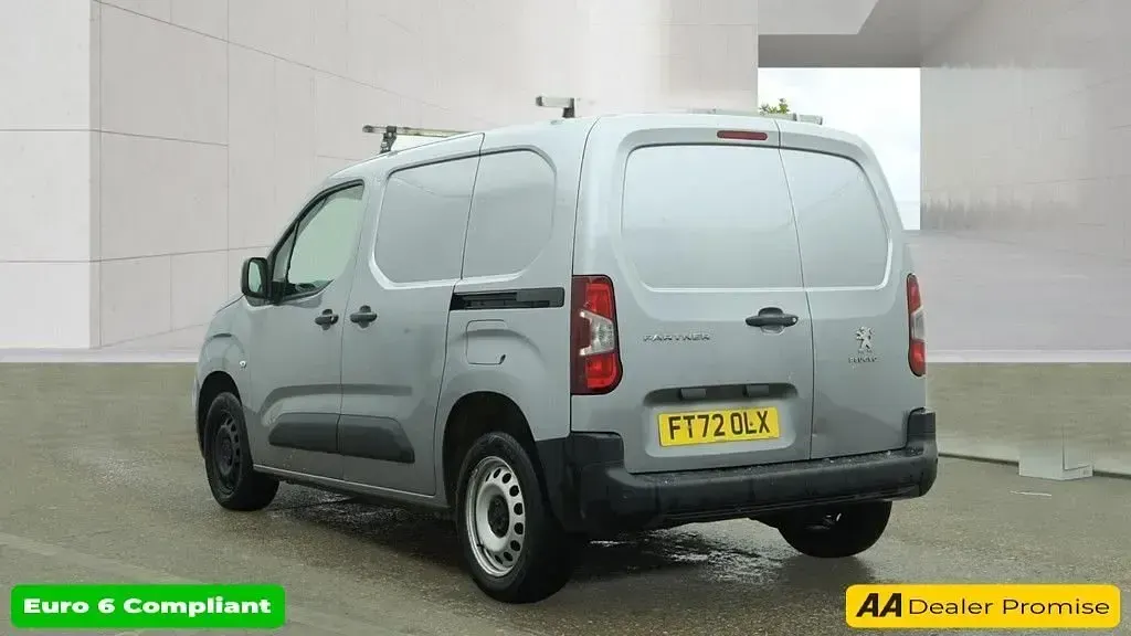 Used Peugeot Partner Premium 102 HP (75 kW) 2023 Grey MPV