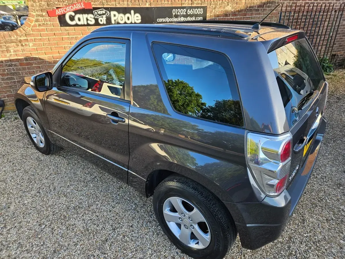 Używany Suzuki Grand Vitara SZ3 106 KM (77 kW) 2011 Szary SUV