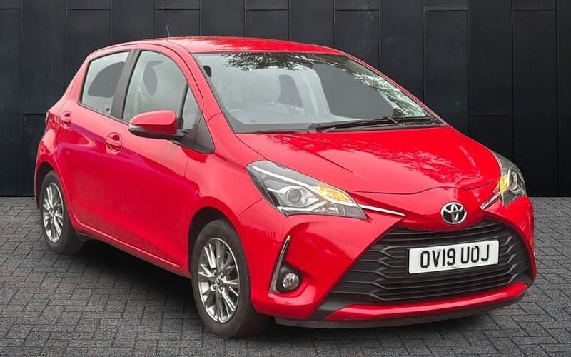 Used 2020 Toyota Yaris Hatchback | £8,895 (Good price) - Image 1/3