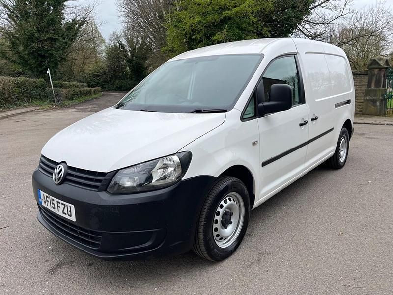 Used VW Caddy Maxi Startline 102 HP (75 kW) 2015 White MPV