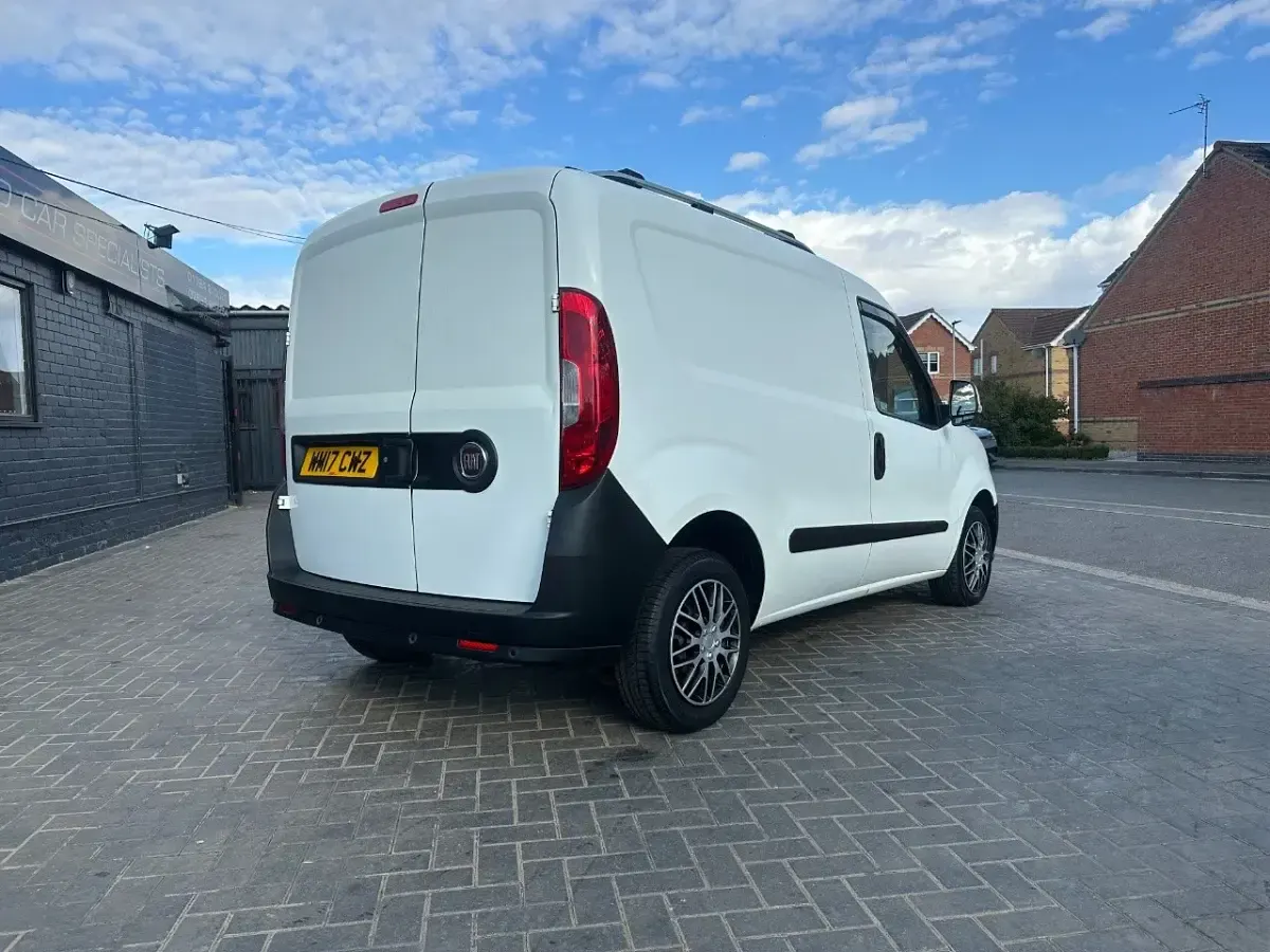 Used Fiat Doblò 2017 White MPV