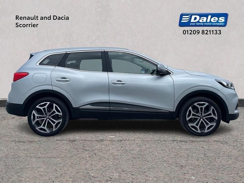 Begagnad Renault Kadjar Techno 140 HK (102 kW) 2022 Grå SUV