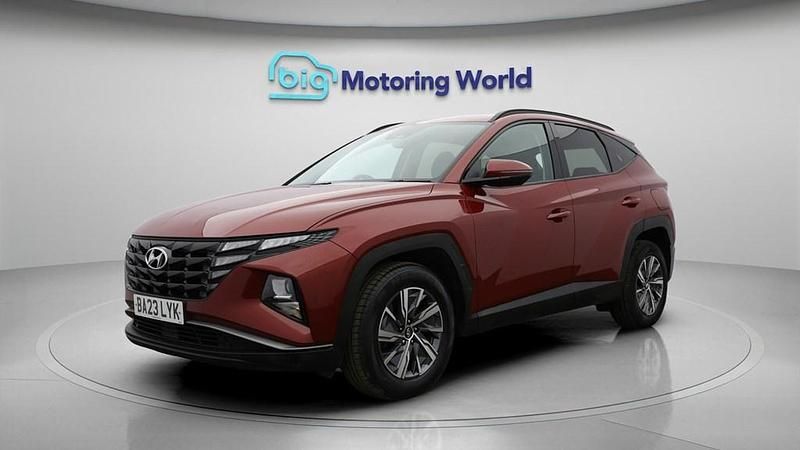 Used Hyundai Tucson SE 150 HP (110 kW) 2023 Red SUV