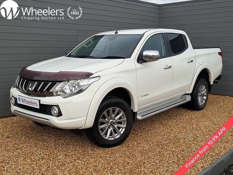 Used Mitsubishi L200 Warrior 2017 White Pickup