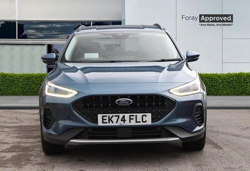 Used Ford Focus Active X 2024 Chrome blue Estate