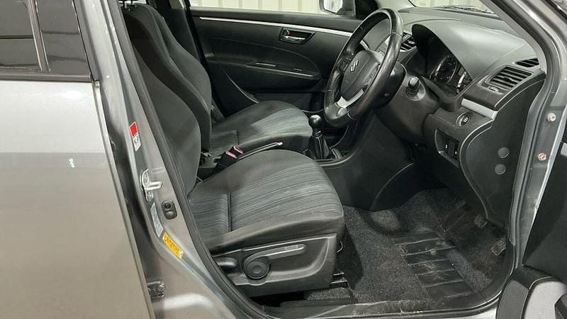 Used Suzuki Swift SZ4 94 HP (69 kW) 2014 Grey Hatchback