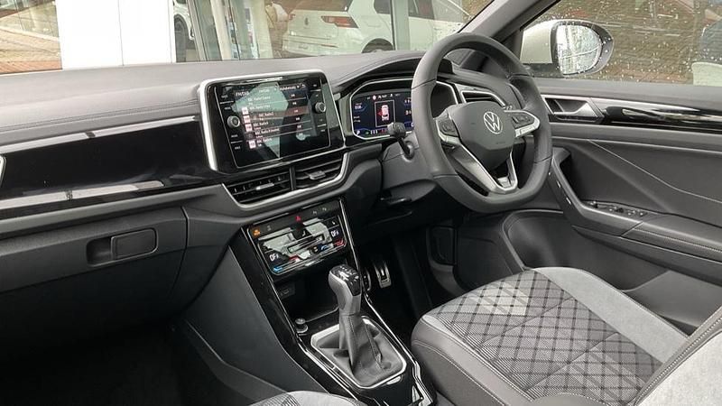 Used VW T-Roc R-line 150 HP (110 kW) 2025 Ascot grey SUV