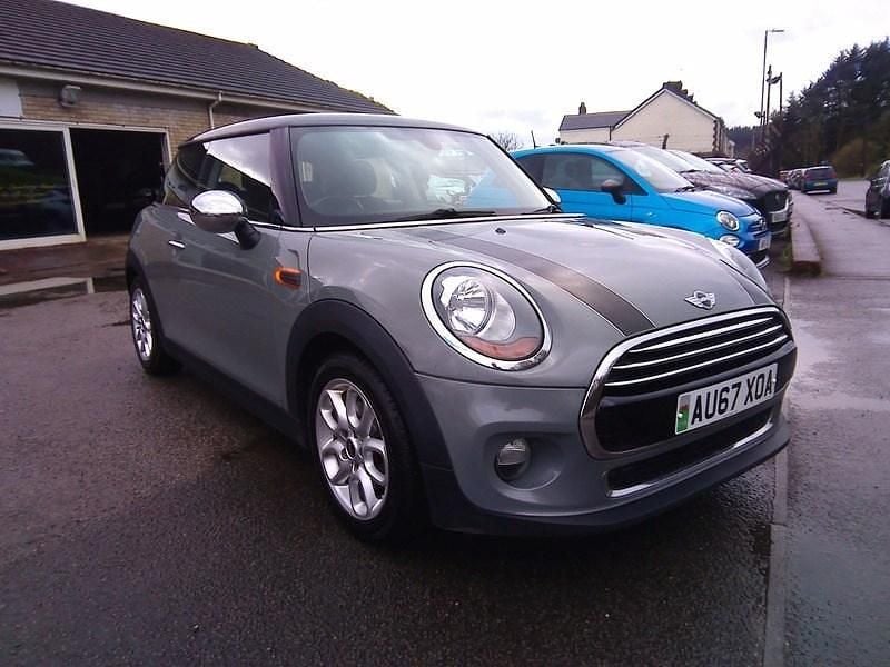 Used Mini Cooper D Hatch 116 HP (85 kW) 2017 Grey Hatchback