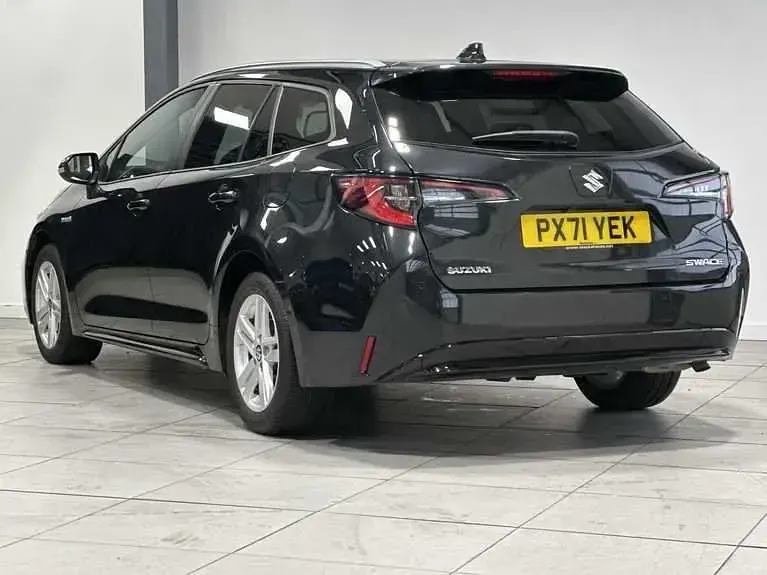Used Suzuki Swace SZ5 122 HP (89 kW) 2021 Pearl black metallic Estate