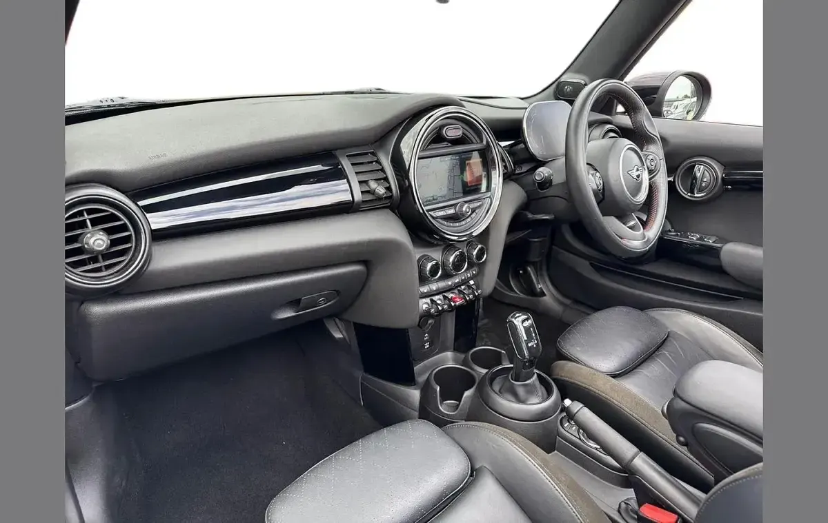 Used Mini Cooper Cabriolet Sport 134 HP (98 kW) 2020 Blue Cabriolet