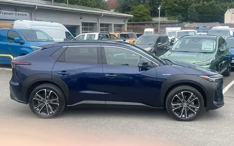 Used Toyota bZ4X 150 kW (204 HP) 2024 SUV
