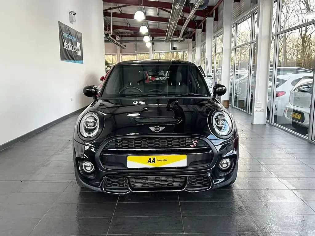 Usado Mini Cooper S Hatch 192 HP (141 kW) 2021 Preto Citadino