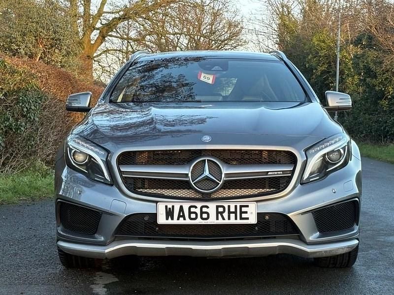 Begagnad Mercedes GLA45 AMG Premium 381 HK (280 kW) 2016 Grå SUV