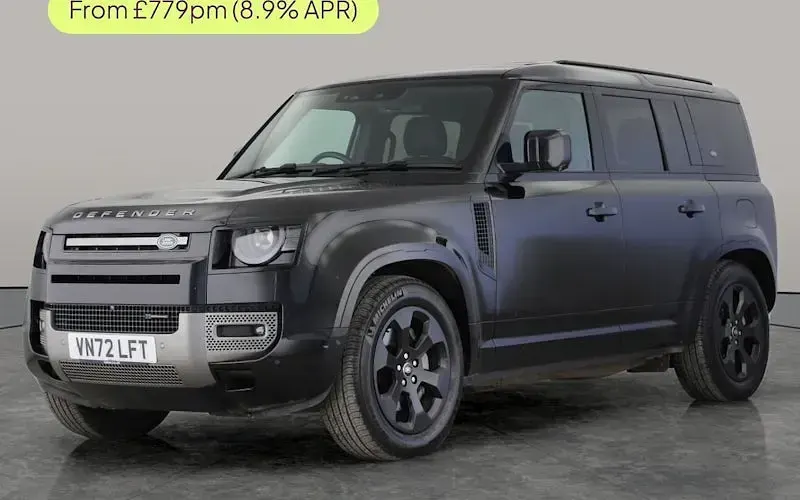 Used Land Rover Defender Dynamic 404 HP (297 kW) 2022 SUV