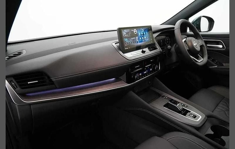 Used Nissan Qashqai Tekna 187 HP (137 kW) 2025 Green SUV