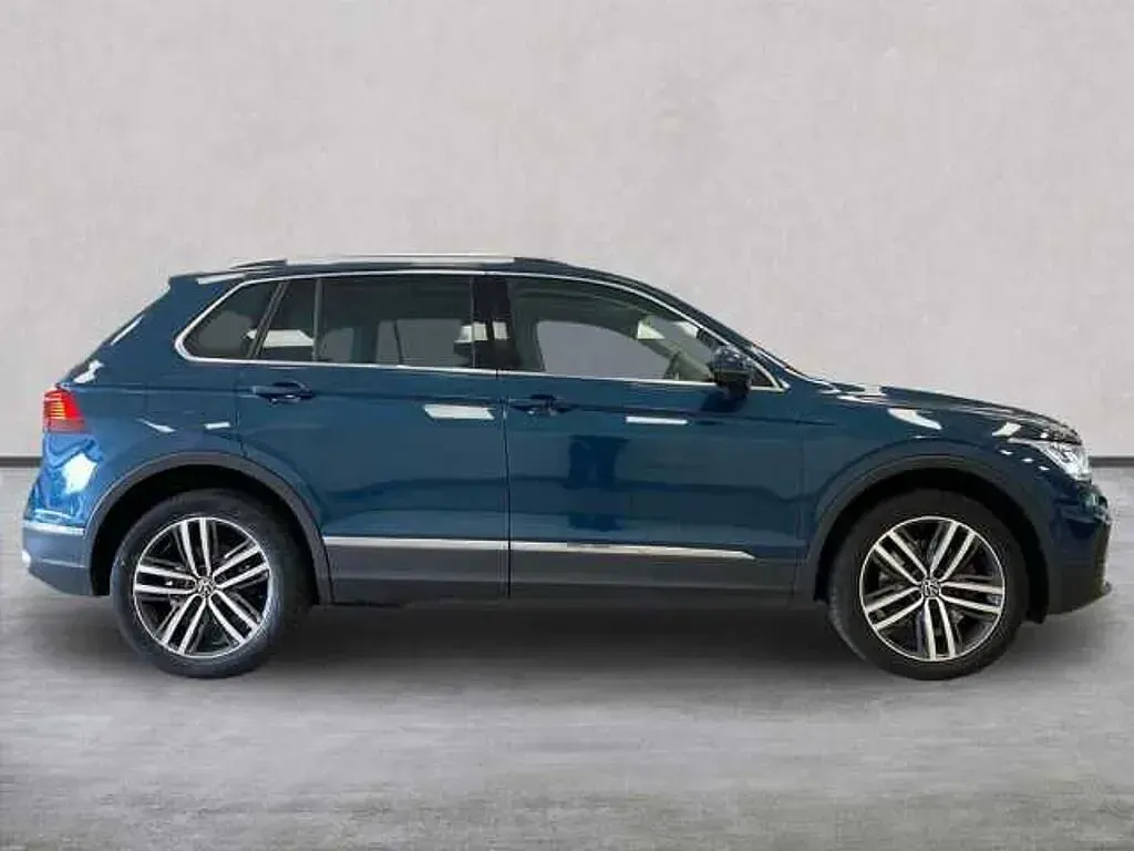 Used VW Tiguan Elegance 245 HP (180 kW) 2022 Blue SUV