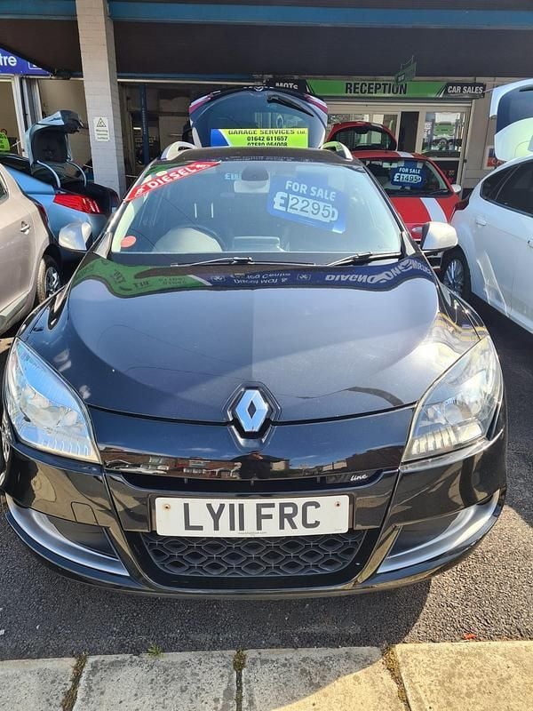 Black Used 2011 Renault Mégane GT Line GT-Line Estate | £2,295 (Fair price) - Image 1/4