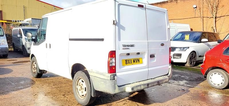 Used Ford Transit 115 HP (84 kW) 2011 White Van