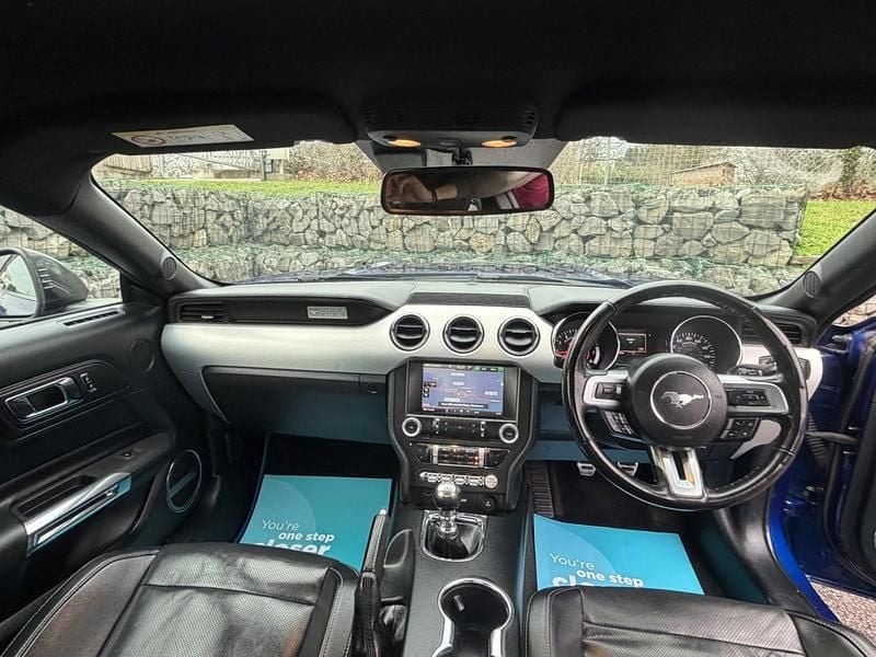 Used Ford Mustang Fastback 2016 Deep impact blue metallic Coupe