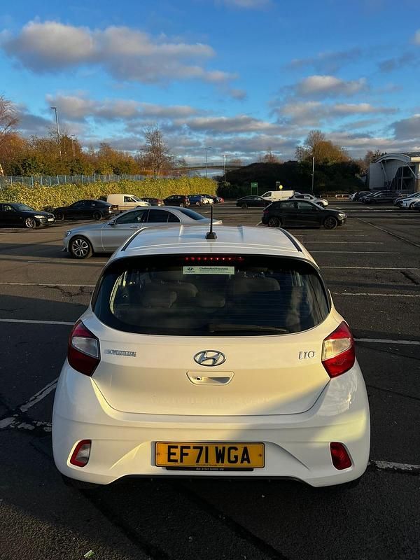 Used Hyundai i10 SE 2022 White Hatchback
