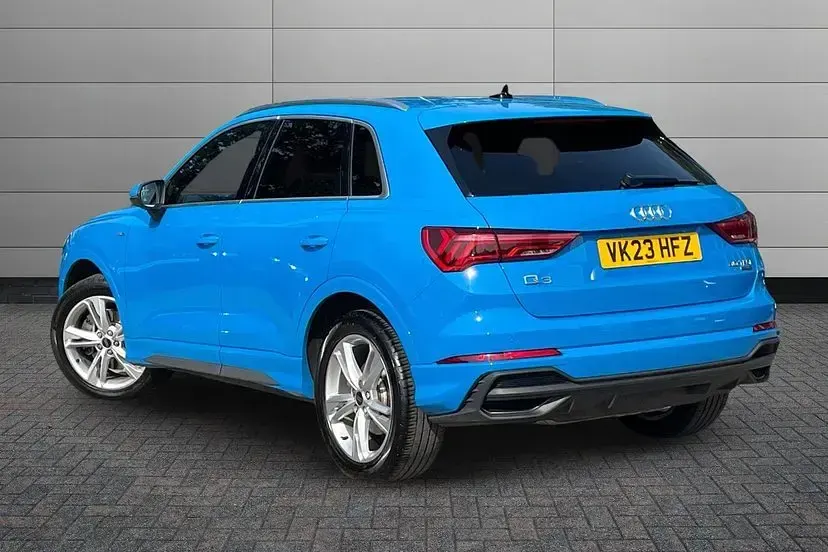 Used Audi Q3 S-Line 190 HP (139 kW) 2023 Multicolour SUV